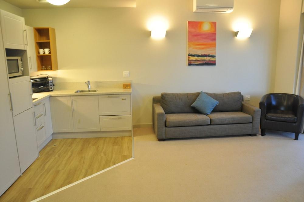 Vr Takapuna Auckland Extérieur photo A typical one-bedroom apartment at the Village