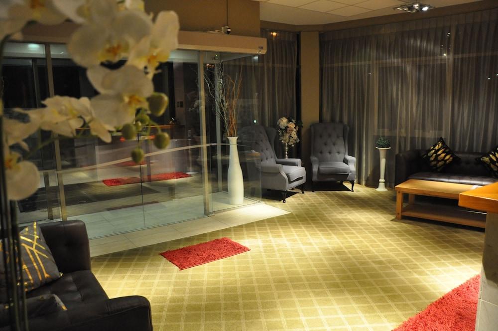 Vr Takapuna Auckland Extérieur photo The interior of the hotel