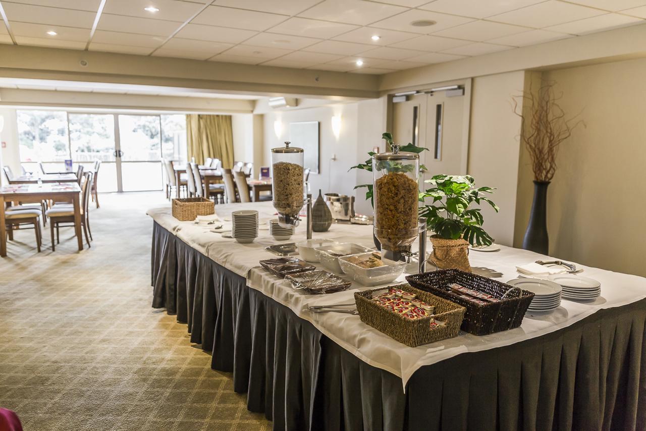 Vr Takapuna Auckland Extérieur photo A buffet at a hotel